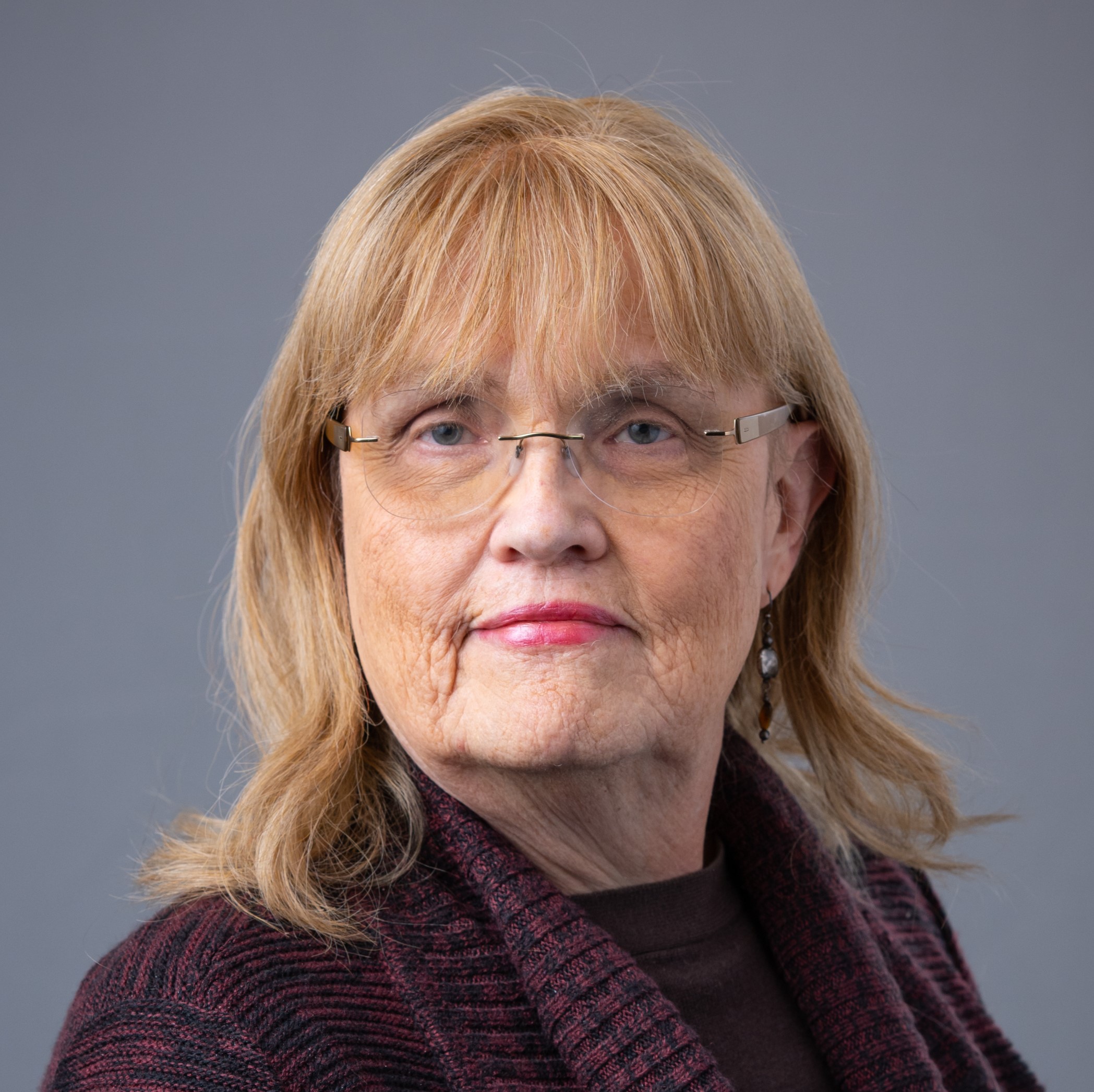 KAREN LONTKA